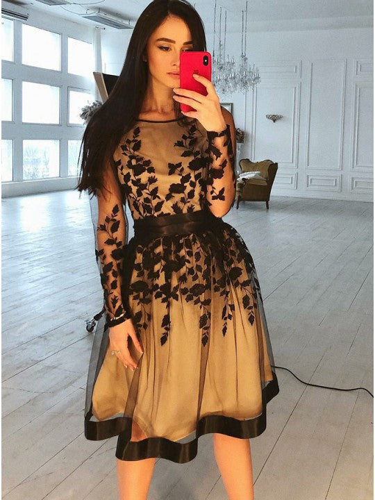 Long Sleeve Flowers Scoop Sheer Homecoming Dresses Kay Lace Appliques Organza Pleated Knee Length