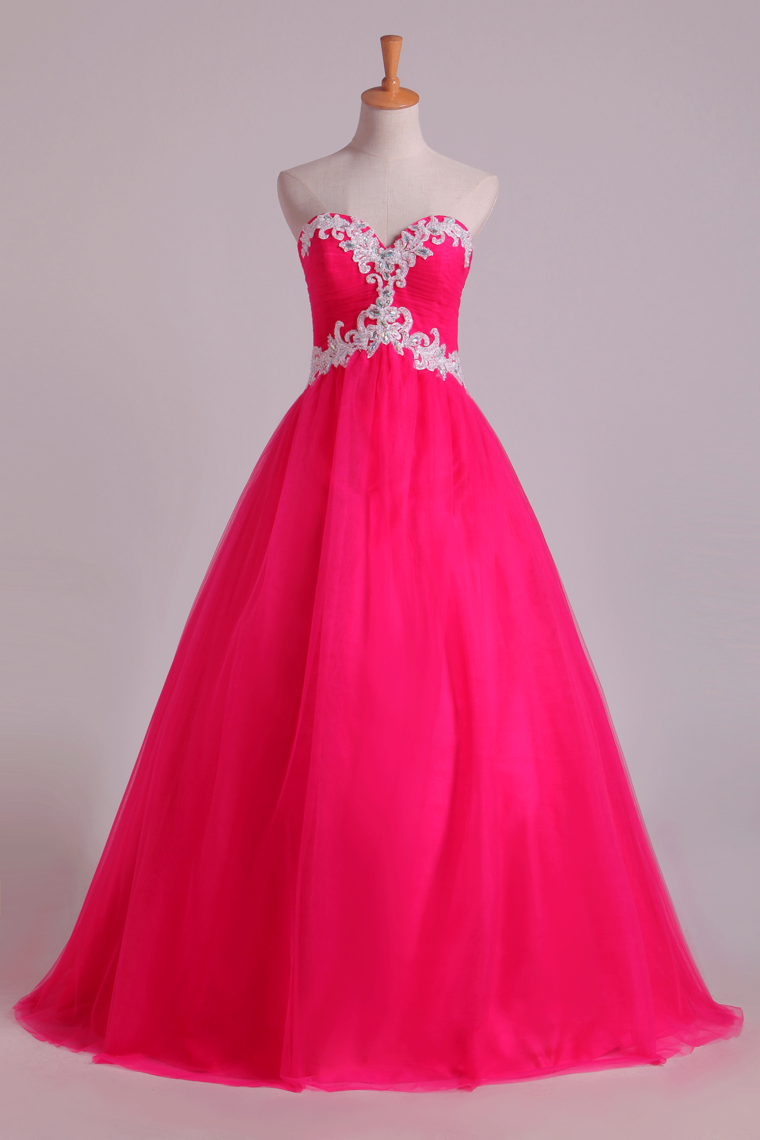 2024 Sweetheart Ball Gown Floor Length Quinceanera Dresses With Applique