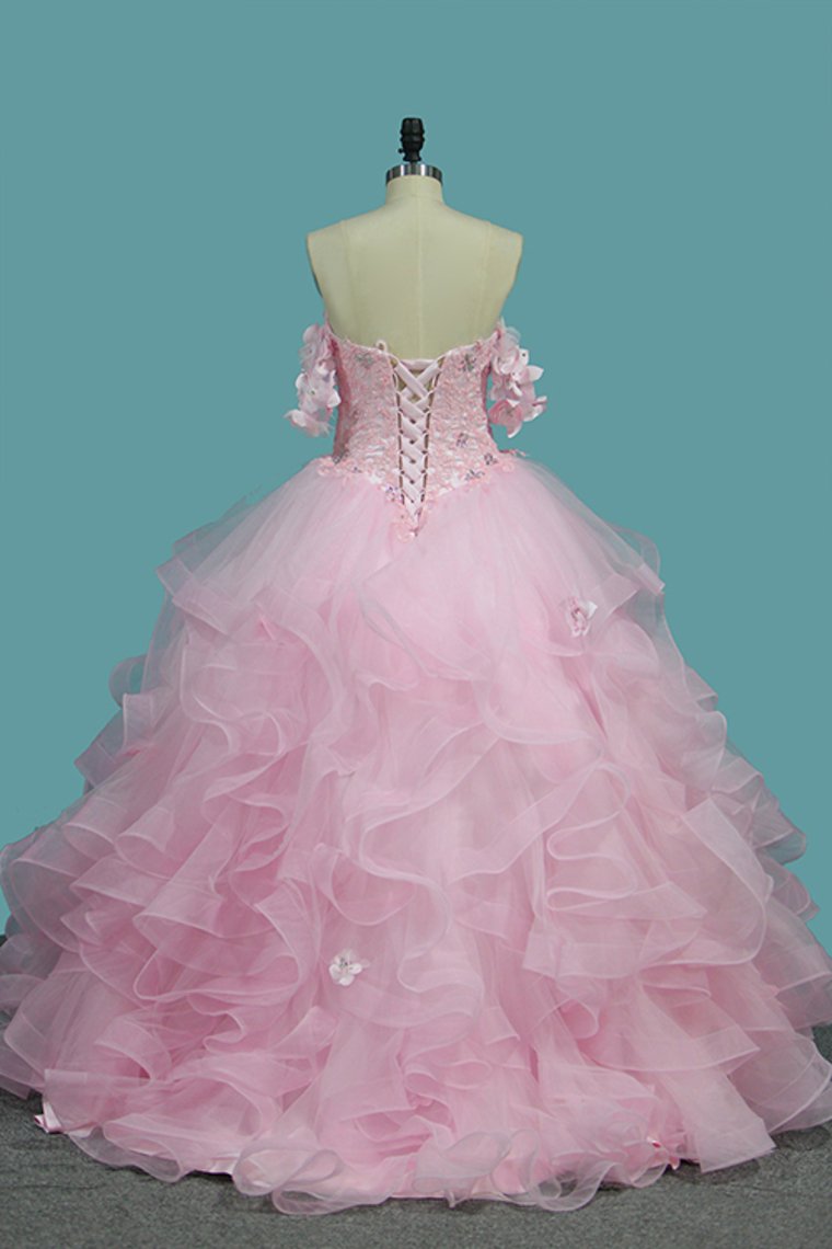 2024 Sweetheart Quinceanera Dresses Tulle With Applique And Beading Ball Gown