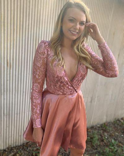 Homecoming Dresses Pink Carolyn V Neck Blush Long Sleeves CD22866