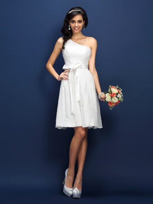A-Line/Princess One-Shoulder Lace Sleeveless Short Lace Bridesmaid Dresses DFP0005755