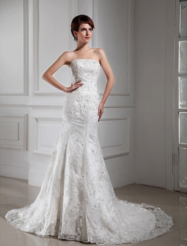 Trumpet/Mermaid Beading Strapless Sleeveless Lace Satin Wedding Dresses DFP0006761