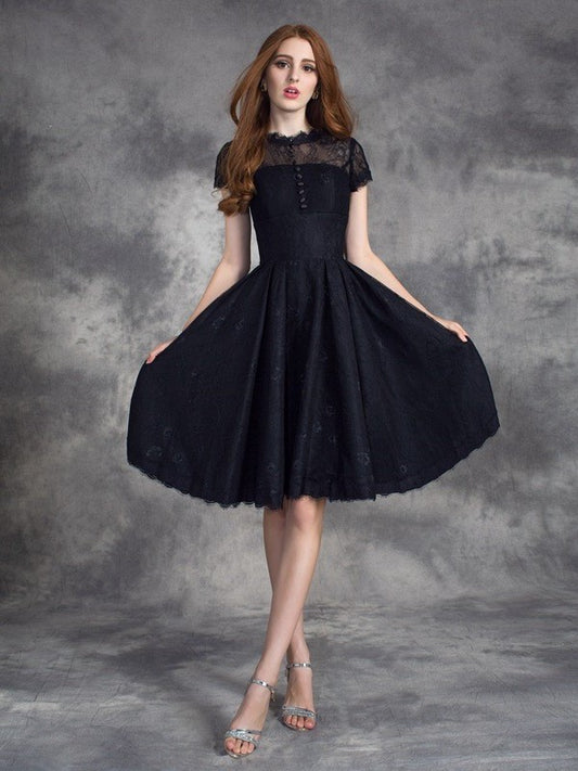 A-line/Princess Jewel Lace Short Sleeves Short Lace Dresses DFP0002731