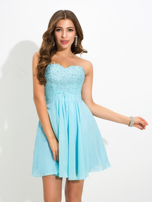 A-Line/Princess Sweetheart Beading Sleeveless Short Chiffon Cocktail Dresses DFP0008620