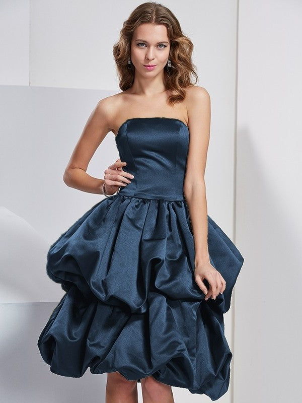 A-Line/Princess Strapless Sleeveless Short Satin Bridesmaid Dresses DFP0005227