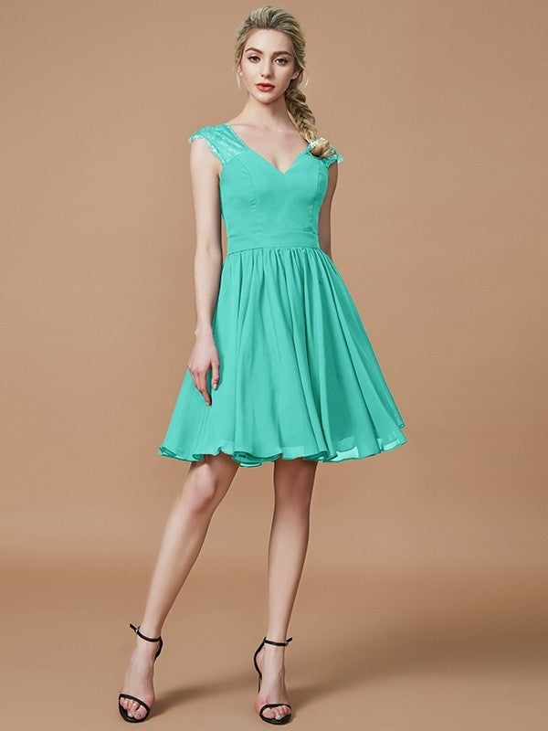 A-Line/Princess V-neck Chiffon Knee-Length Bridesmaid Dresses DFP0005411