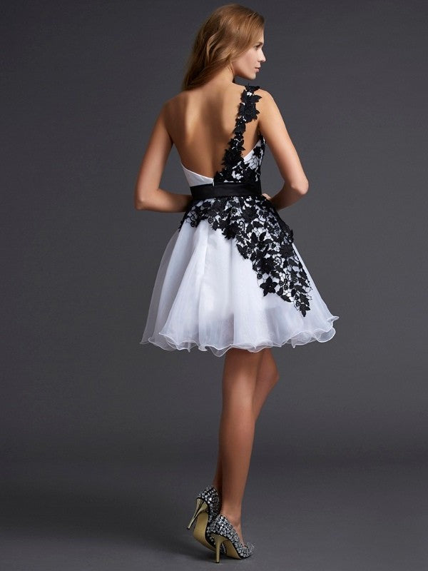 A-Line/Princess One-Shoulder Sleeveless Lace Short Organza Homecoming Dresses DFP0008098