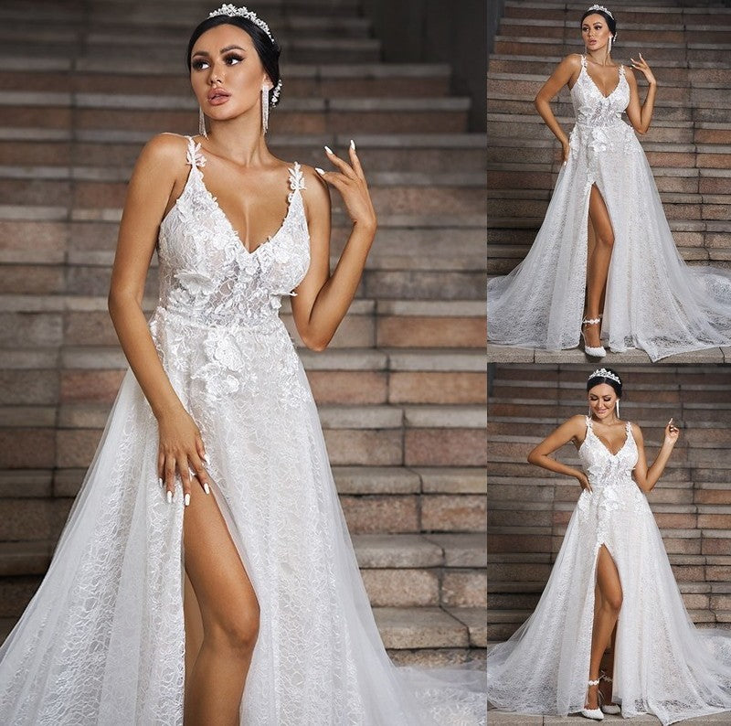 A-Line/Princess Lace Applique V-neck Sleeveless Sweep/Brush Train Wedding Dresses DFP0006048