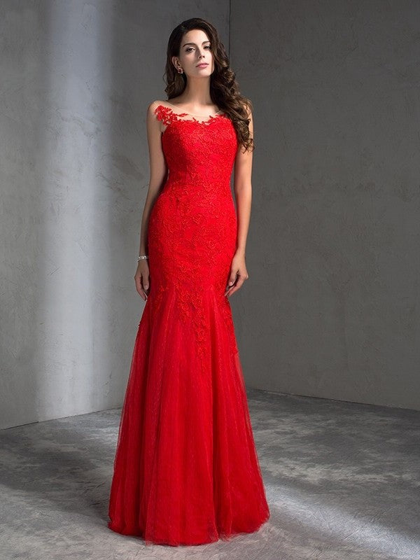 Sheath/Column Scoop Applique Sleeveless Long Lace Dresses DFP0003047