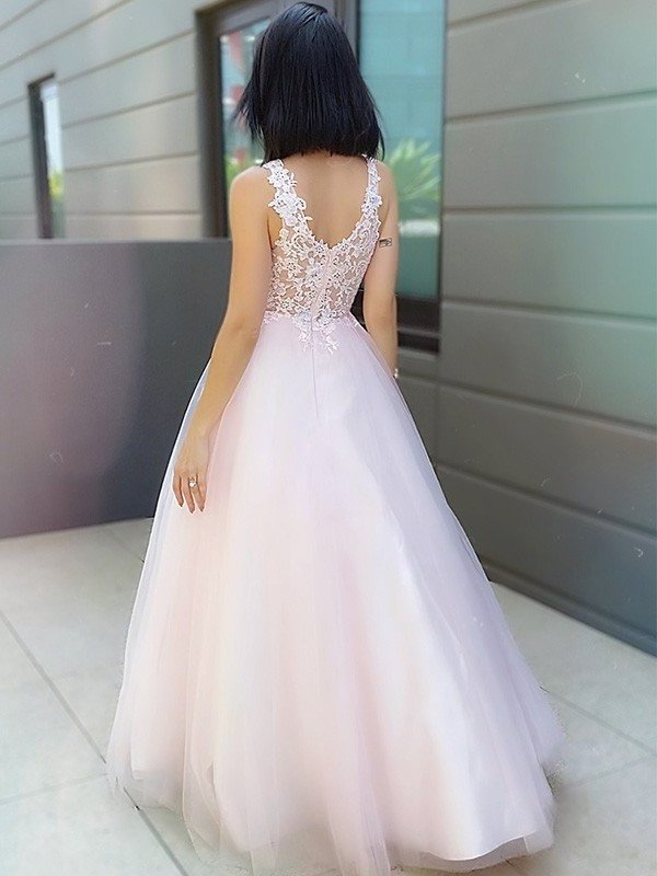 A-Line/Princess V-neck Sleeveless Applique Tulle Floor-Length Dresses DFP0001522