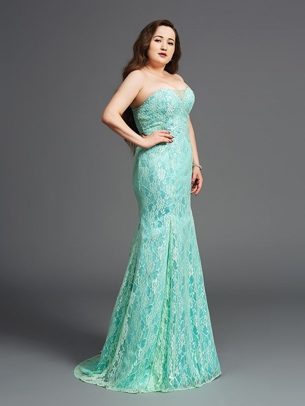 Sheath/Column Strapless Lace Sleeveless Long Satin Plus Size Dresses DFP0004326