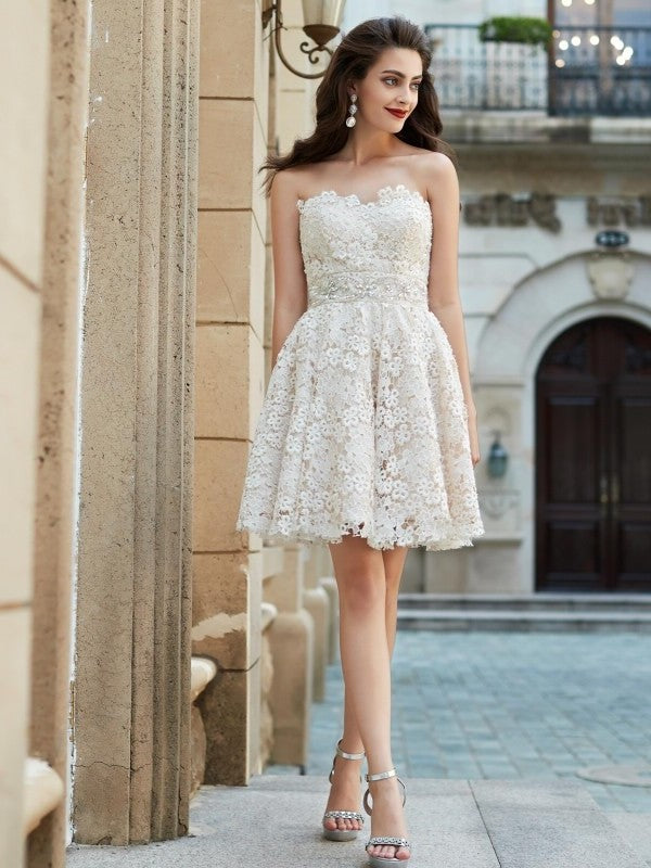 A-Line/Princess Sweetheart Sleeveless Rhinestone Short/Mini Lace Dresses DFP0002844