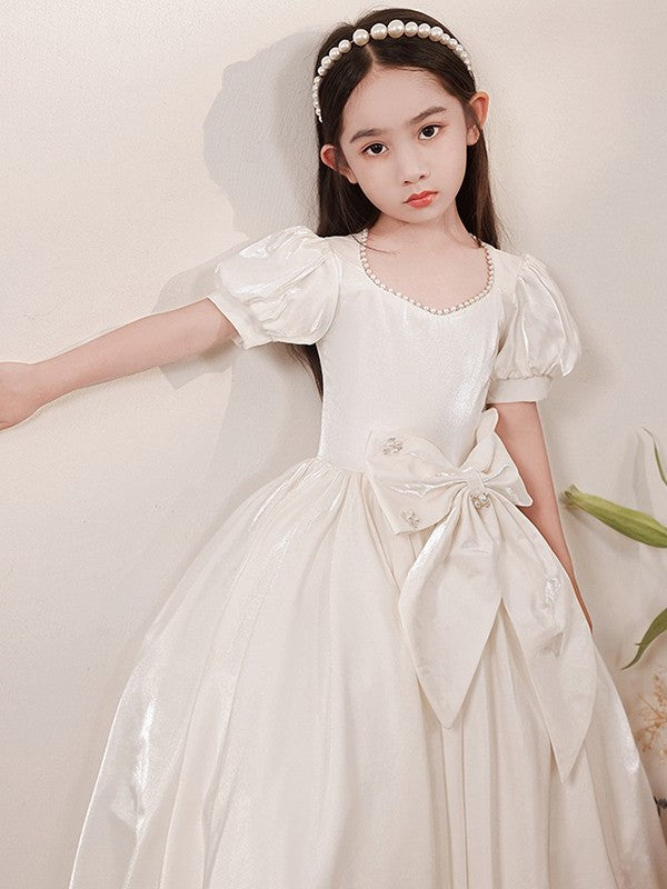 A-Line/Princess Satin Bowknot Sweetheart Short Sleeves Floor-Length Flower Girl Dresses DFP0007508