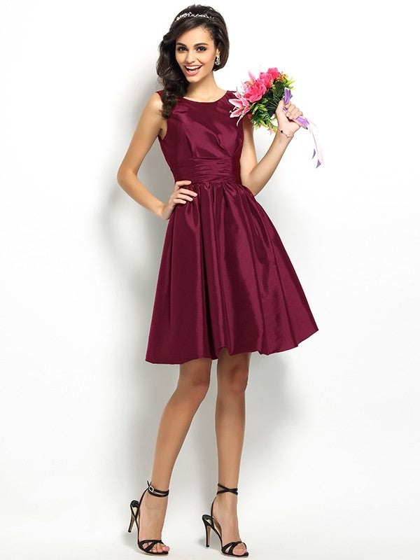 A-Line/Princess Bateau Pleats Sleeveless Short Taffeta Bridesmaid Dresses DFP0005452