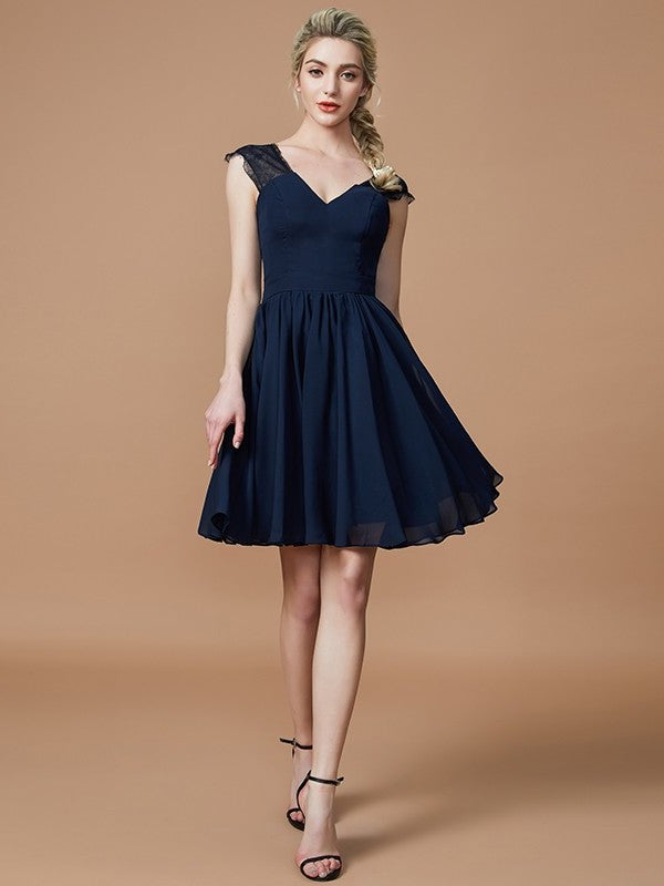 A-Line/Princess V-neck Chiffon Knee-Length Bridesmaid Dresses DFP0005411